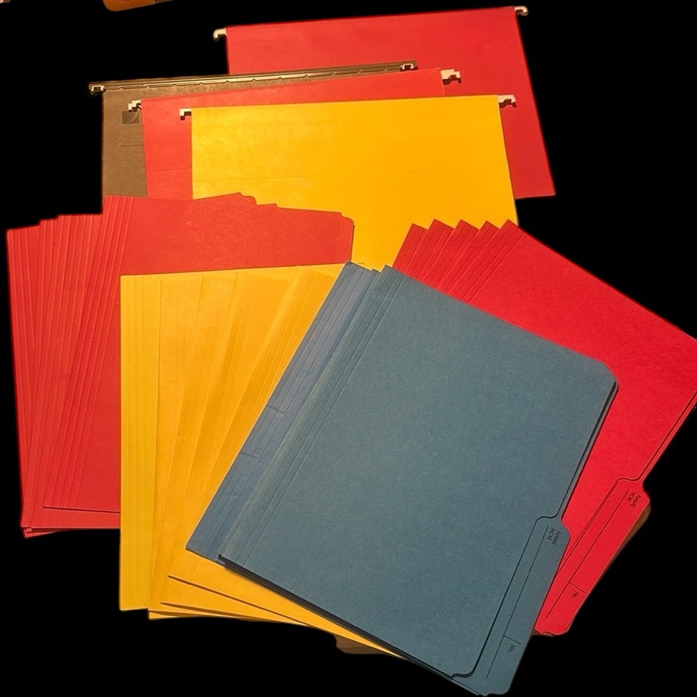 ⭐️2/$12⭐️ 24 File folder set and hanging folder